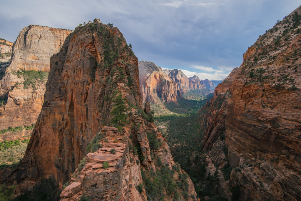 angels-landing-at-zion-2